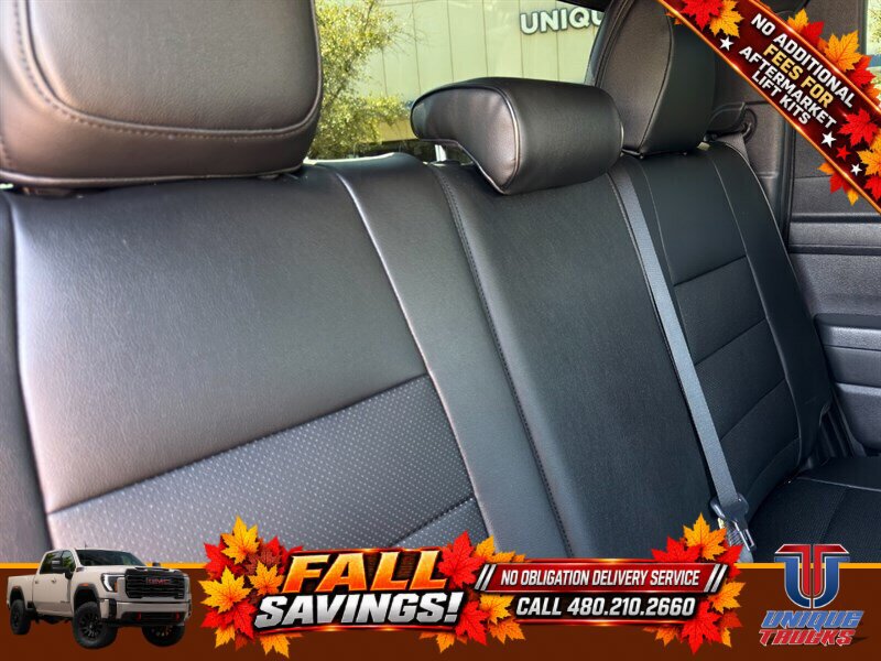 Used 2024 Toyota Tacoma SR AWD/4WD image 29