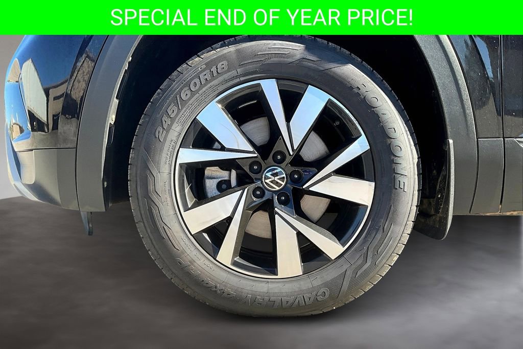 Used 2021 Volkswagen Atlas Cross Sport SE image 34