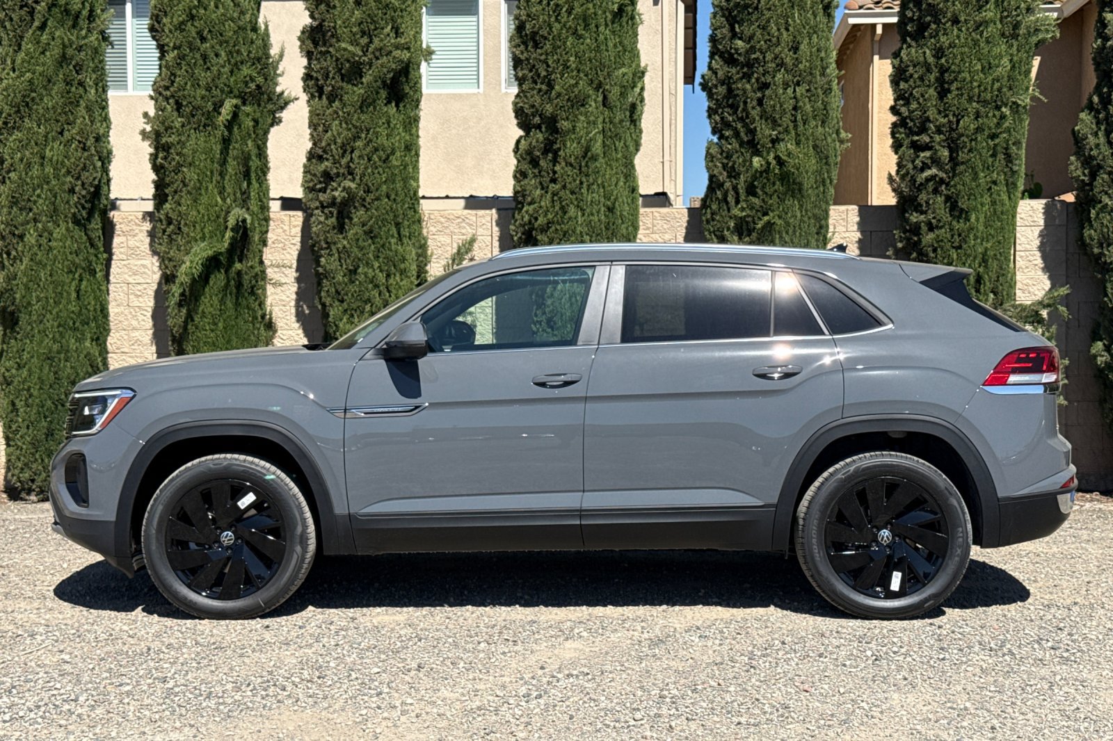 New 2026 Volkswagen Atlas Cross Sport SE AWD/4WD image 7