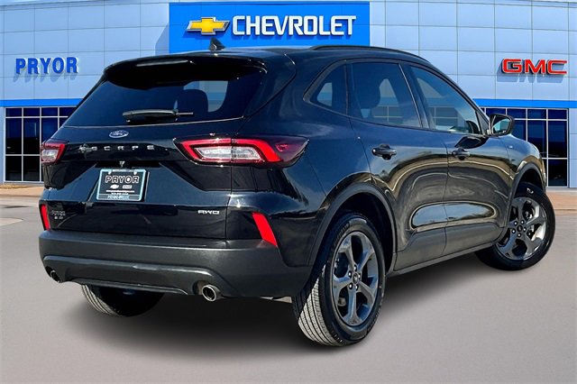 Used 2025 Ford Escape ST-Line image 5