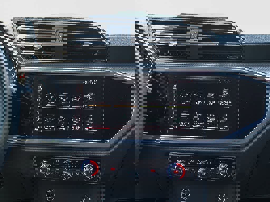 Used 2023 Audi Q3 2.0T Premium Plus w/ Premium Plus Package AWD/4WD image 12