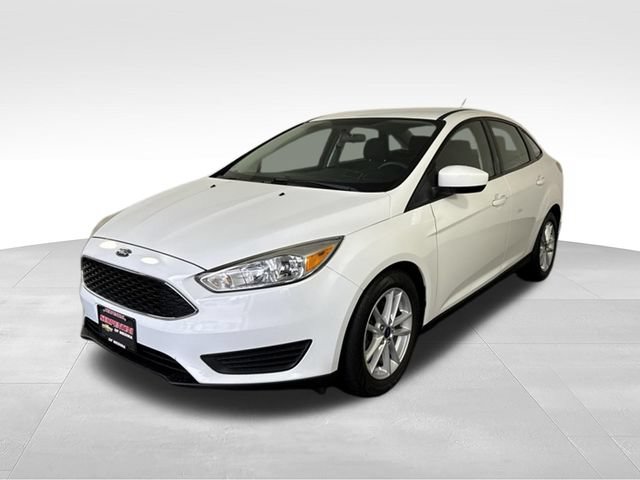 Used 2018 Ford Focus SE FWD image 4