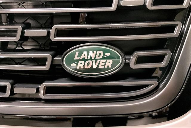 Certified 2026 Land Rover Range Rover Velar Dynamic SE AWD/4WD image 32