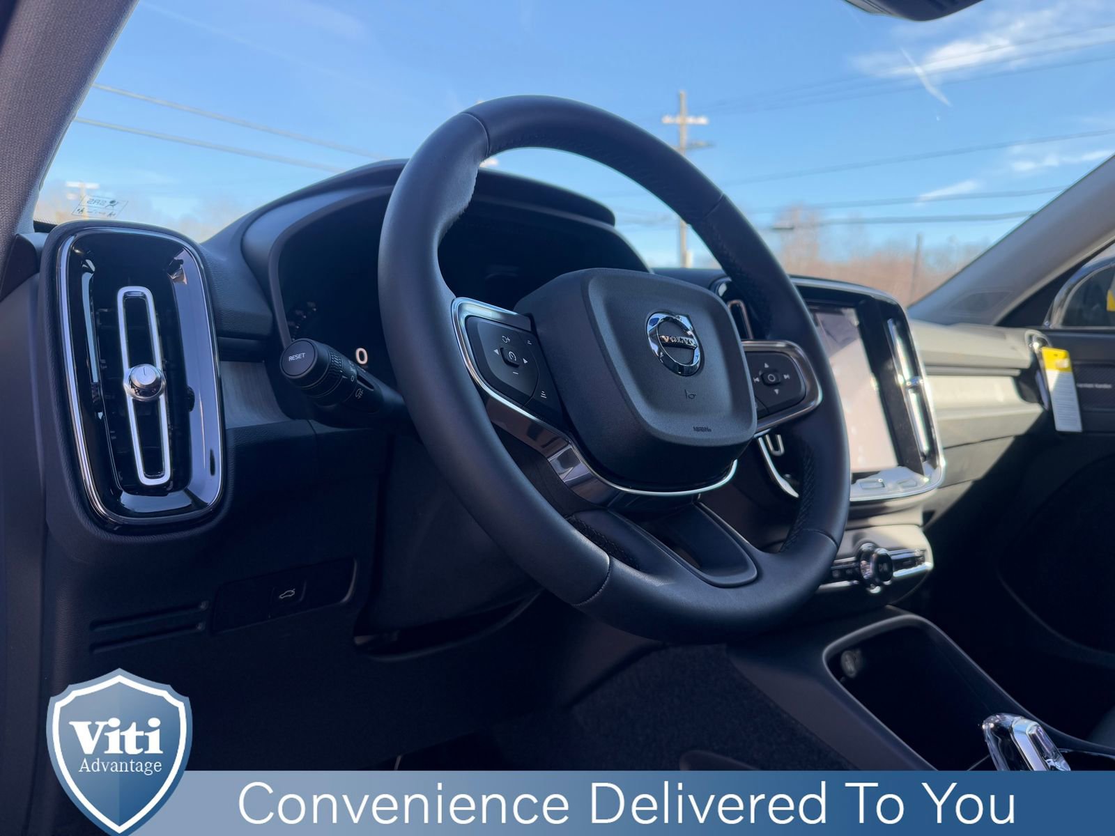 New 2026 Volvo XC40 B5 Plus w/ Climate Package image 12