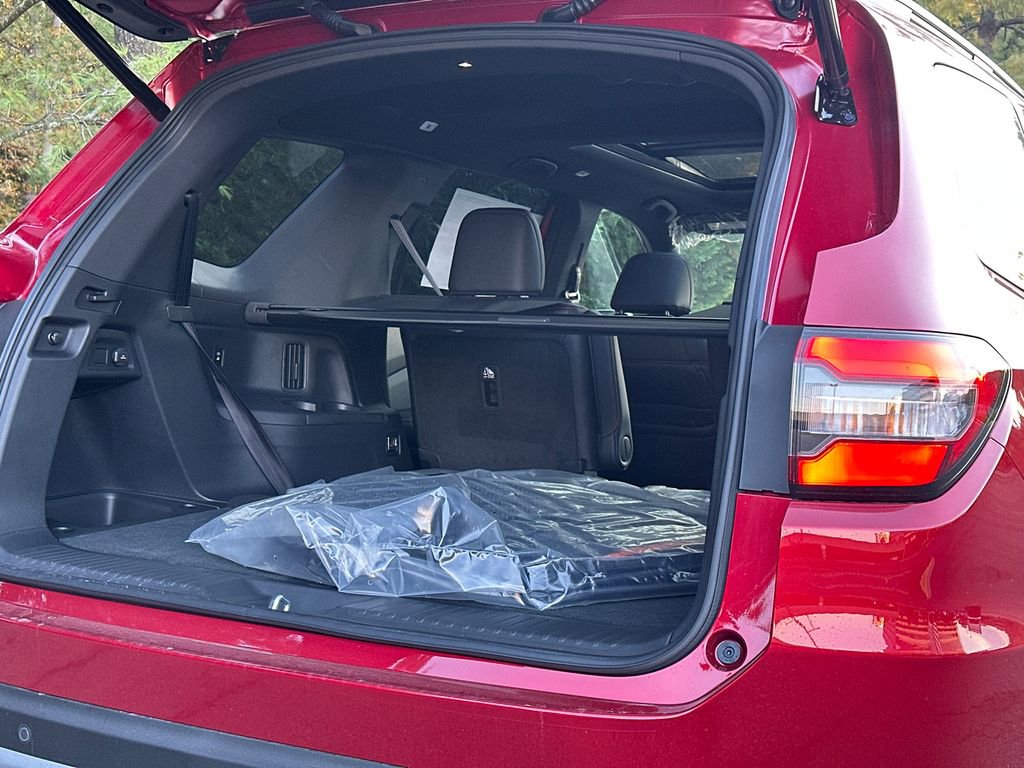 New 2025 Honda Pilot TrailSport image 7