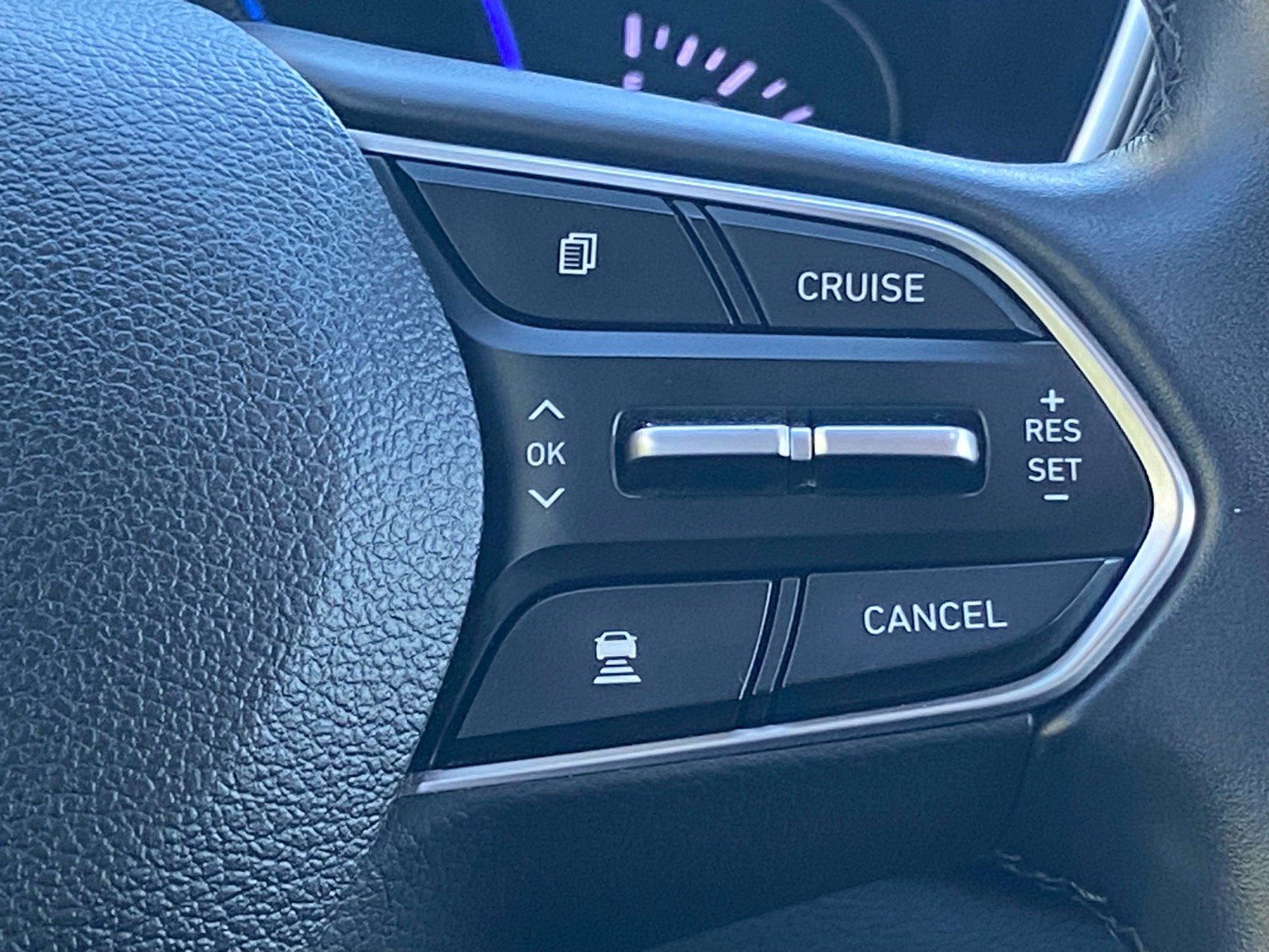 Used 2019 Hyundai Santa Fe FWD image 7