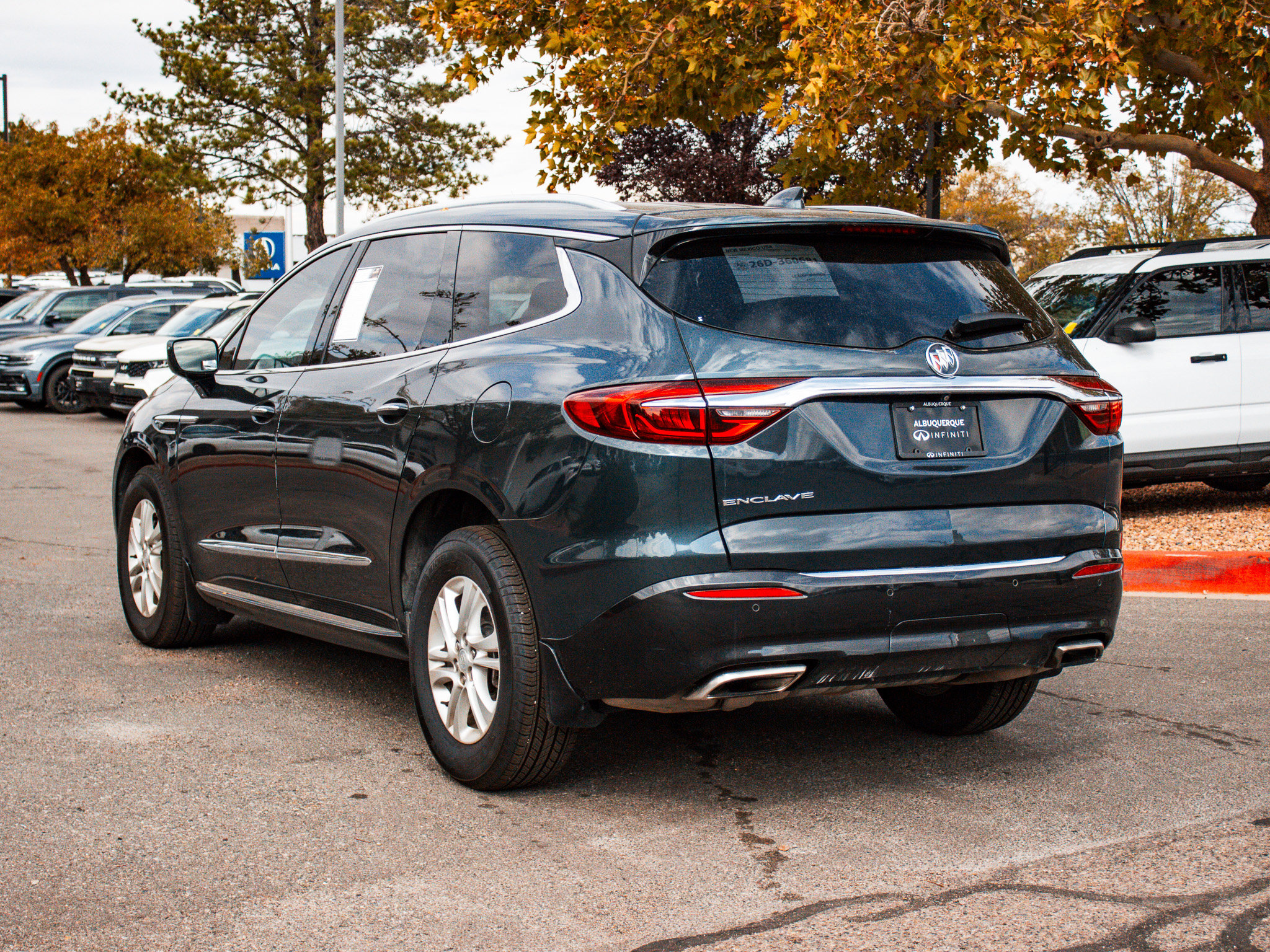 Used 2020 Buick Enclave Essence w/ Sound and Sites Package FWD image 6