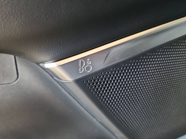 Used 2025 Ford Expedition Tremor AWD/4WD image 13