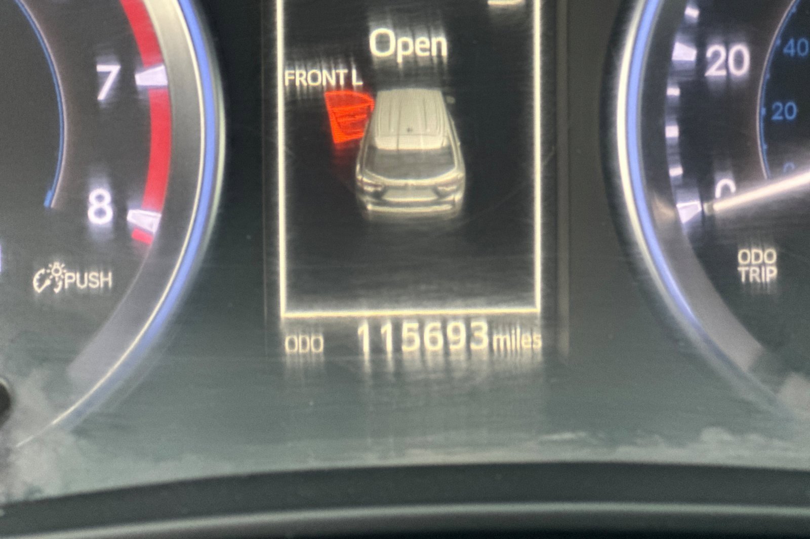 Used 2016 Toyota Highlander Limited image 39