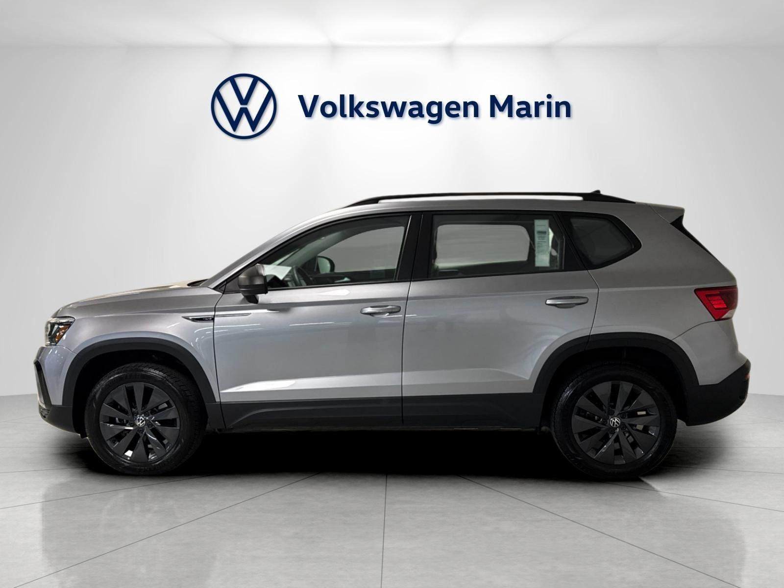 Used 2023 Volkswagen Taos S FWD image 2