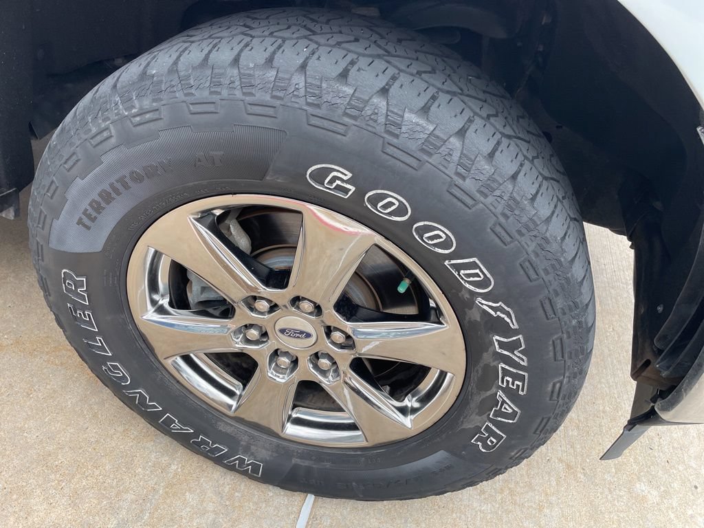 Used 2020 Ford F150 XLT w/ Equipment Group 302A Luxury AWD/4WD image 4