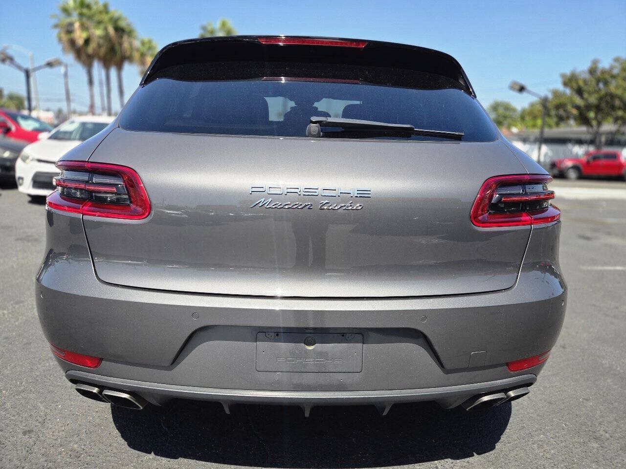 Used 2016 Porsche Macan Turbo AWD/4WD image 12