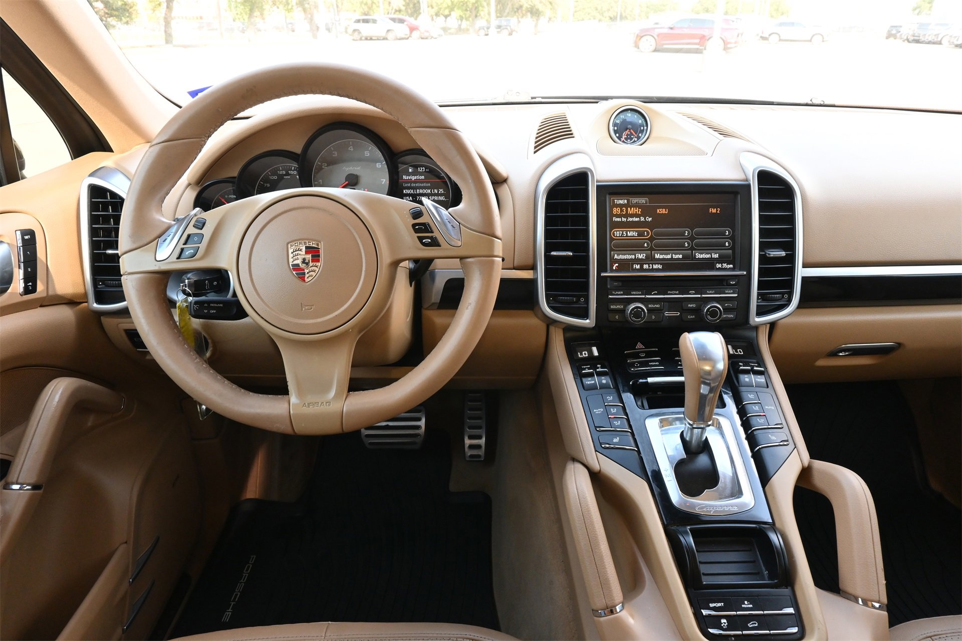 Used 2013 Porsche Cayenne S image 9