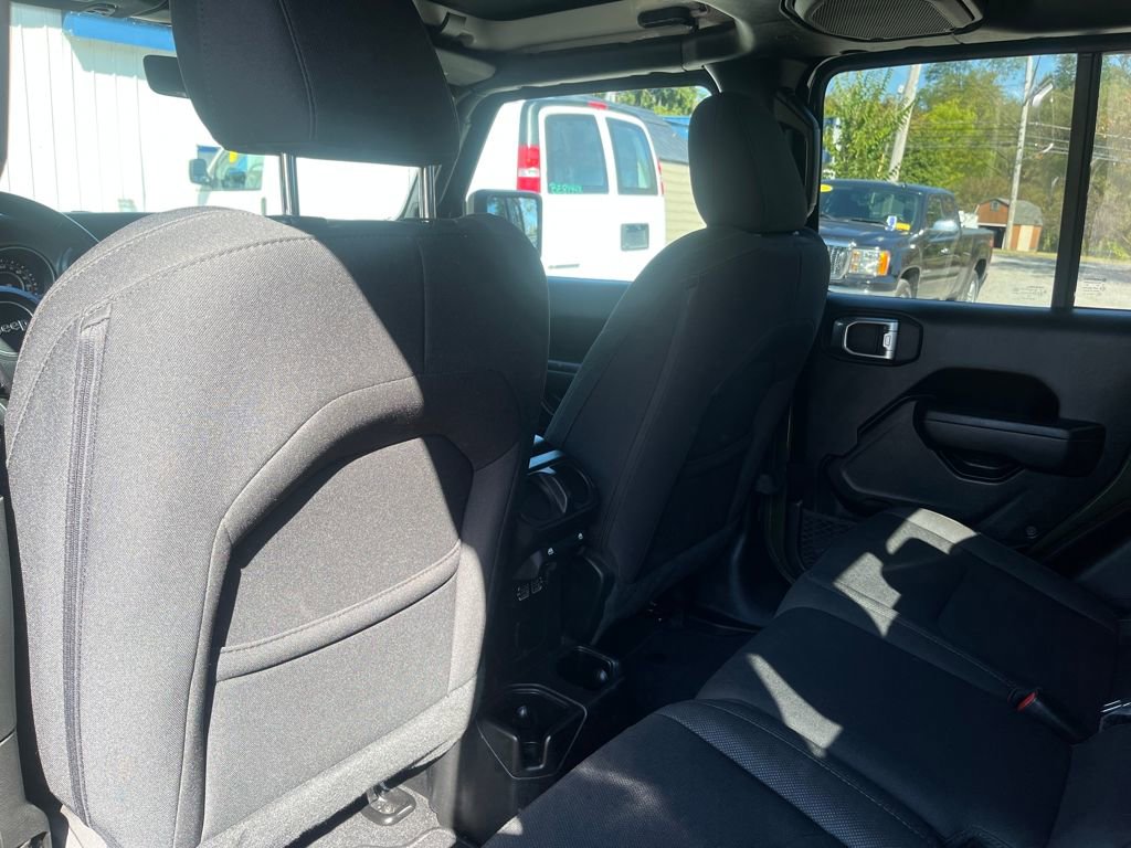 Used 2022 Jeep Gladiator Sport image 30