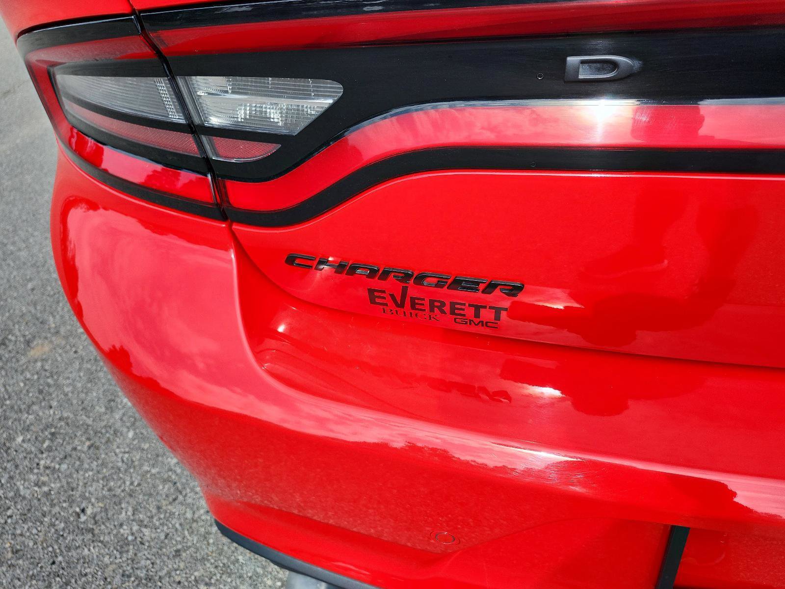 Used 2023 Dodge Charger R/T w/ Blacktop Package image 4