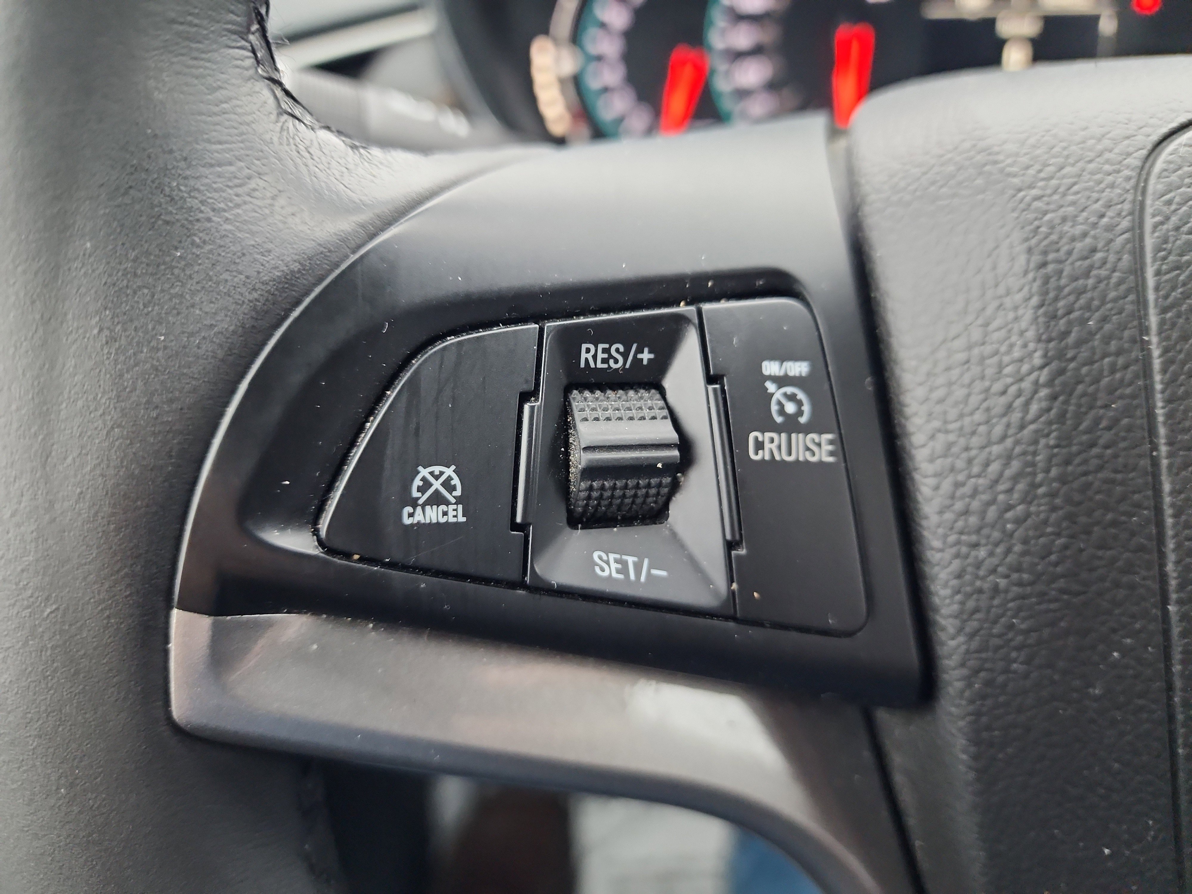 Certified 2022 Chevrolet Trax LT w/ LT Convenience Package image 19