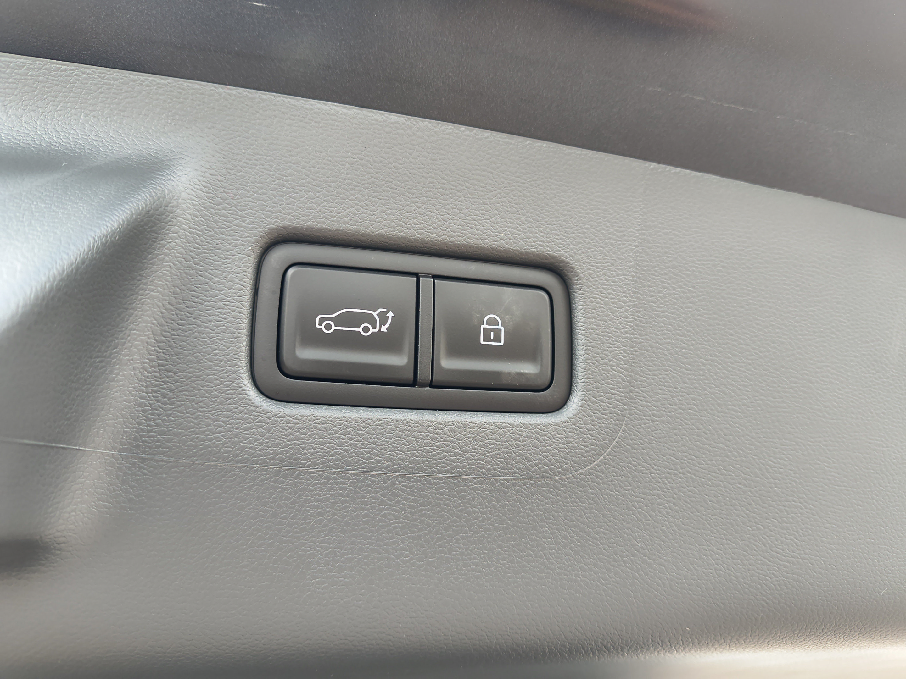 New 2027 Hyundai Santa Fe SEL FWD image 10