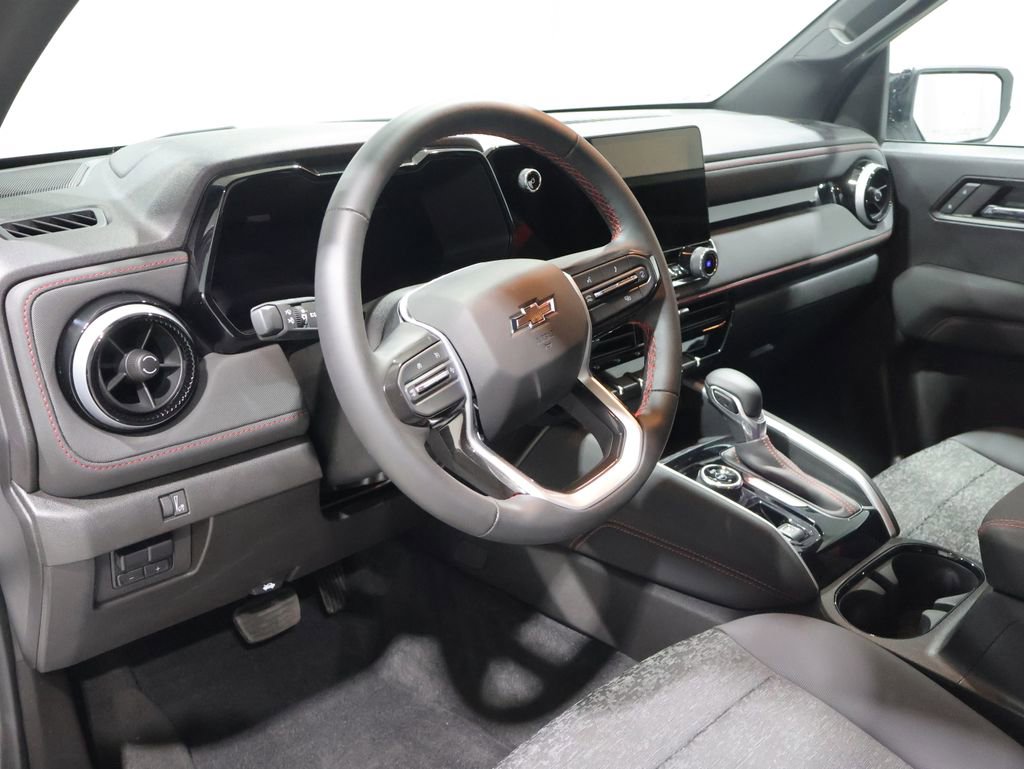 Used 2023 Chevrolet Colorado Z71 w/ Z71 Convenience Package 2 AWD/4WD image 17