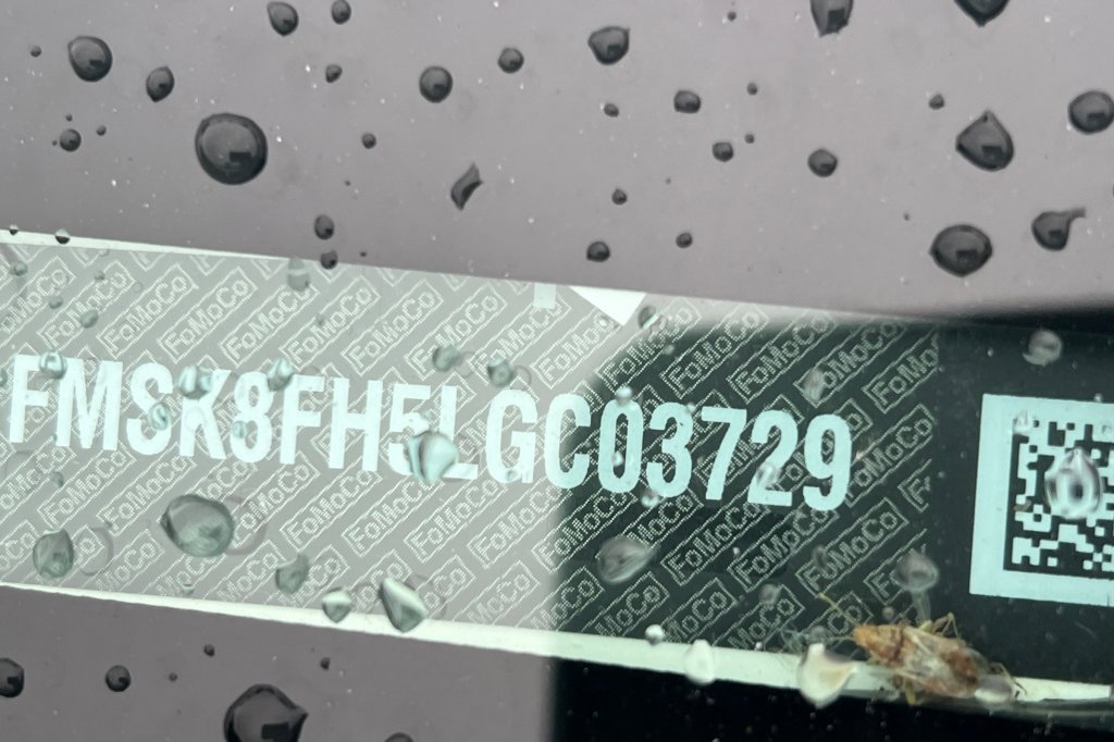 Used 2020 Ford Explorer Limited image 3