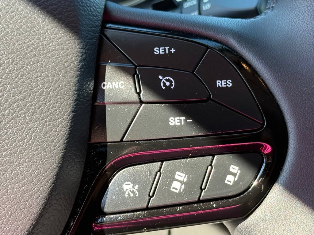Used 2023 Jeep Cherokee Altitude Lux w/ Lux Elite Package AWD/4WD image 19
