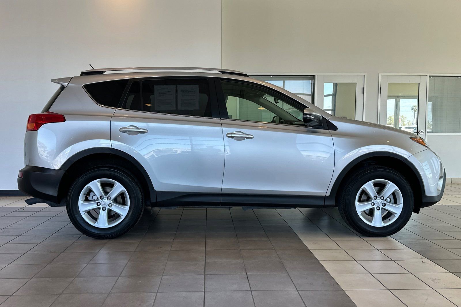 Used 2014 Toyota RAV4 XLE image 3