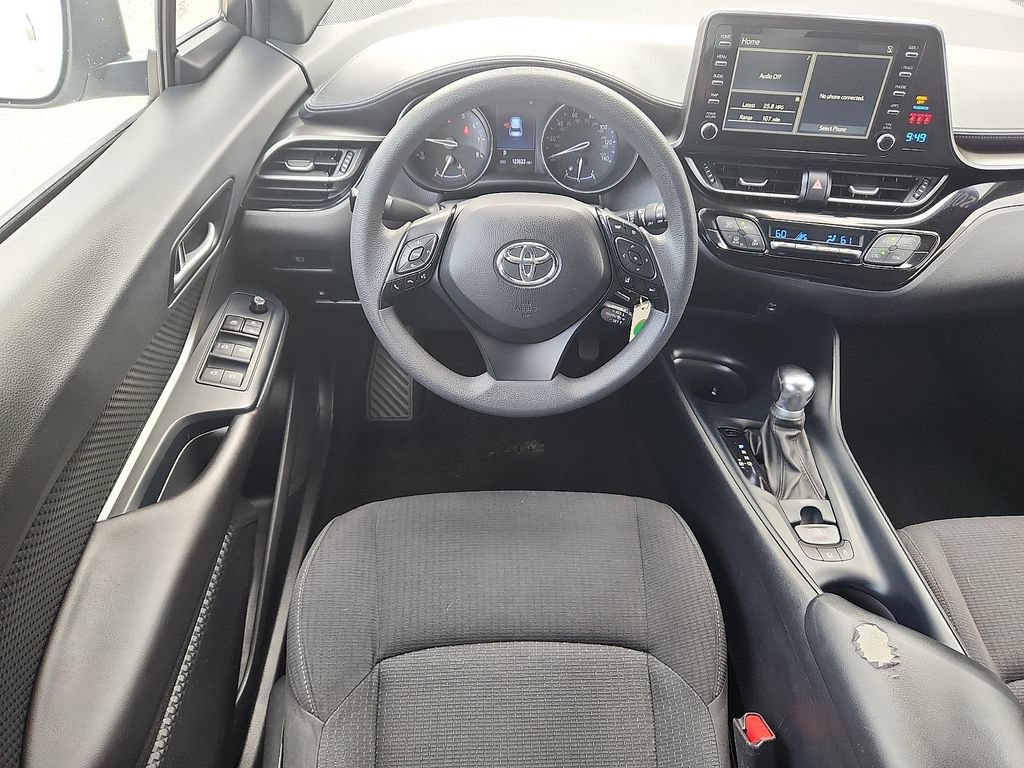 Used 2019 Toyota C-HR LE FWD image 7