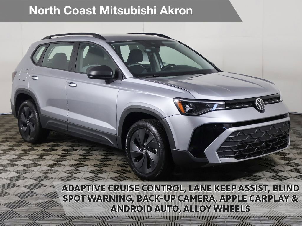 Used 2025 Volkswagen Taos S FWD image 1