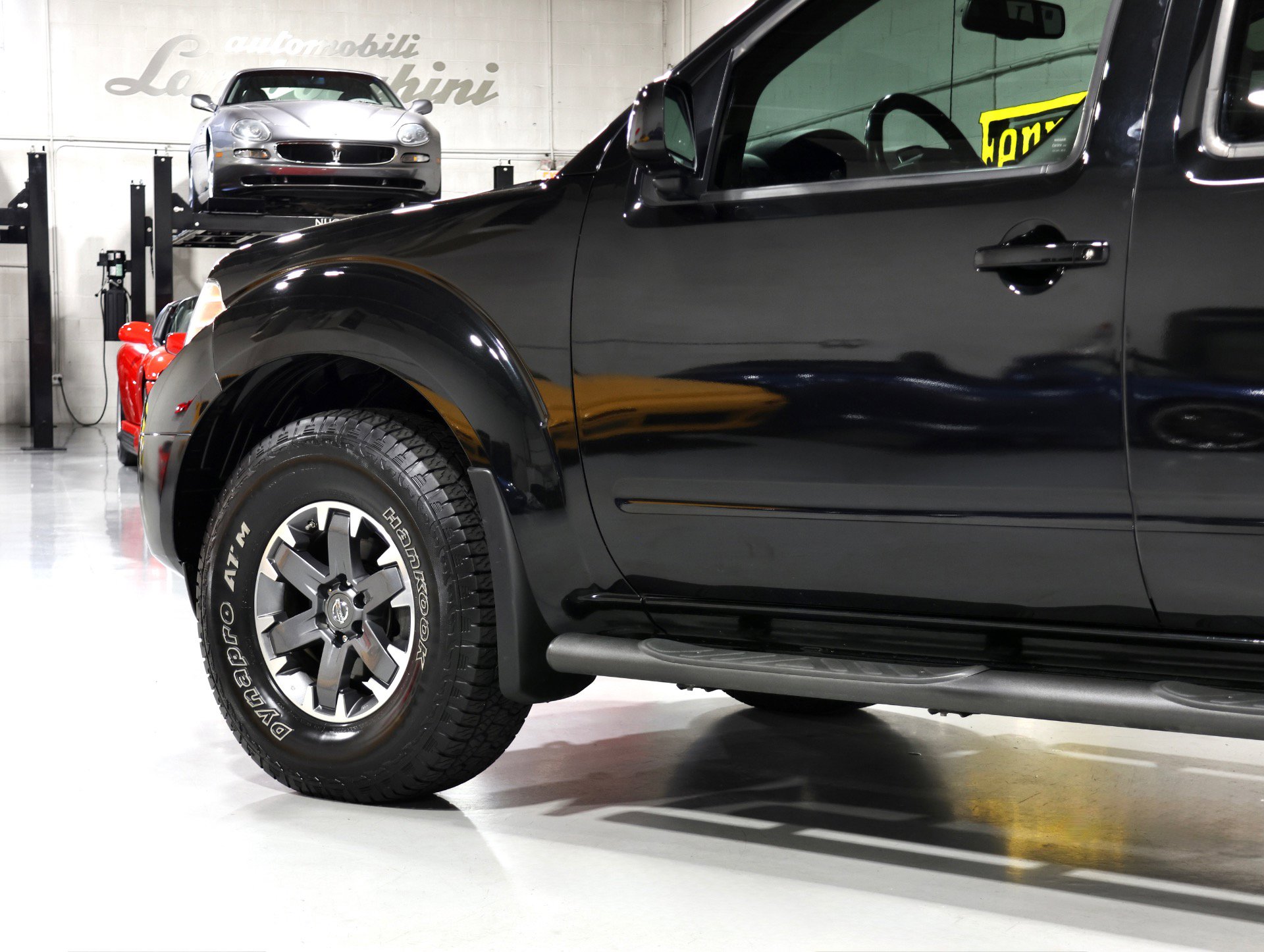 Used 2017 Nissan Frontier PRO-4X w/ Pro-4x Luxury Package AWD/4WD image 37
