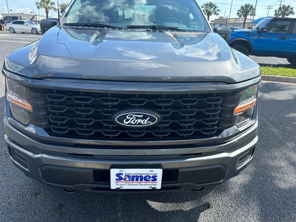 Used 2025 Ford F150 STX AWD/4WD image 9