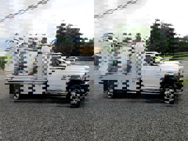 Used 2013 RAM 5500 Tradesman w/ PWR Accessory Group image 2