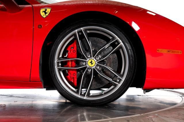Used 2017 Ferrari 488 Spider RWD image 28