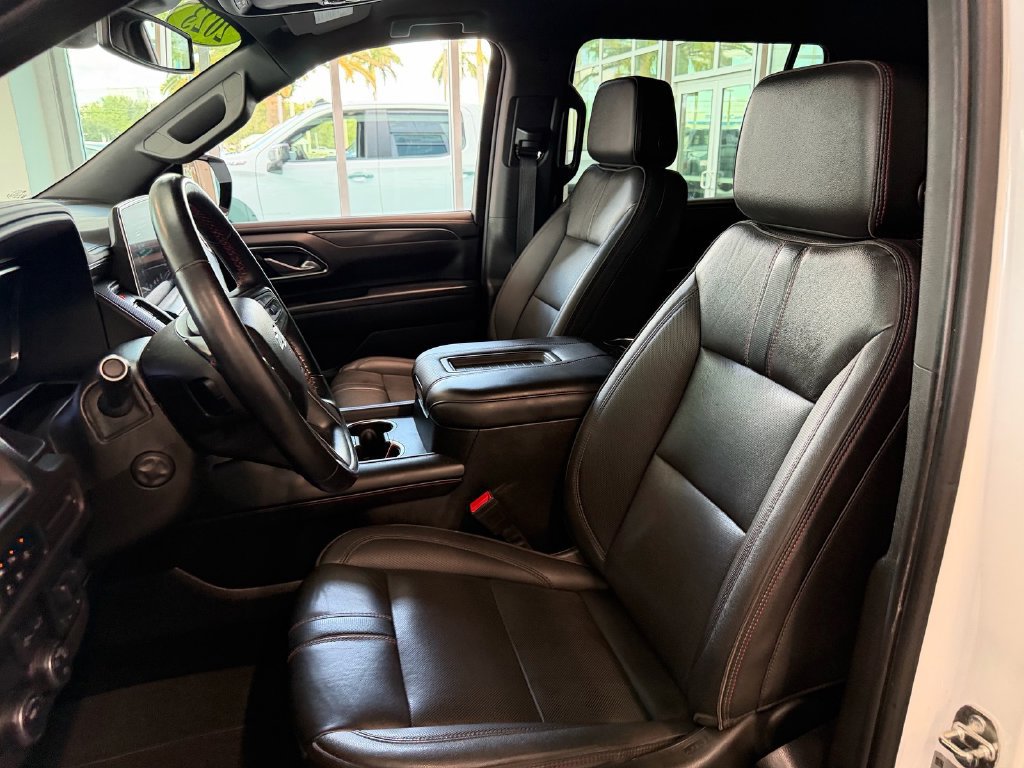 Certified 2023 Chevrolet Suburban RST w/ Luxury Package RWD image 11