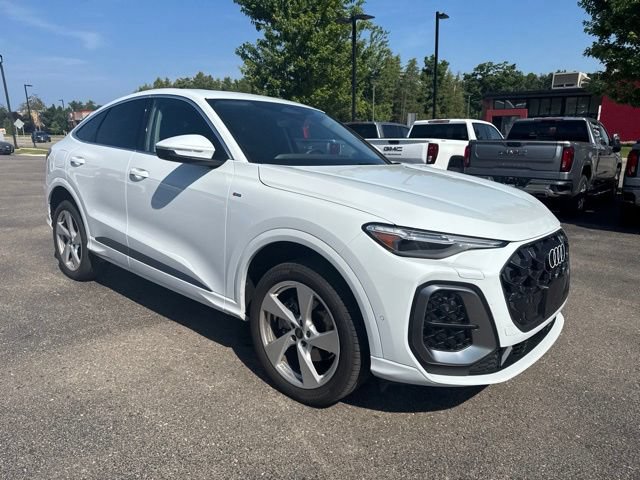 Certified 2025 Audi Q5 Premium Plus AWD/4WD image 4
