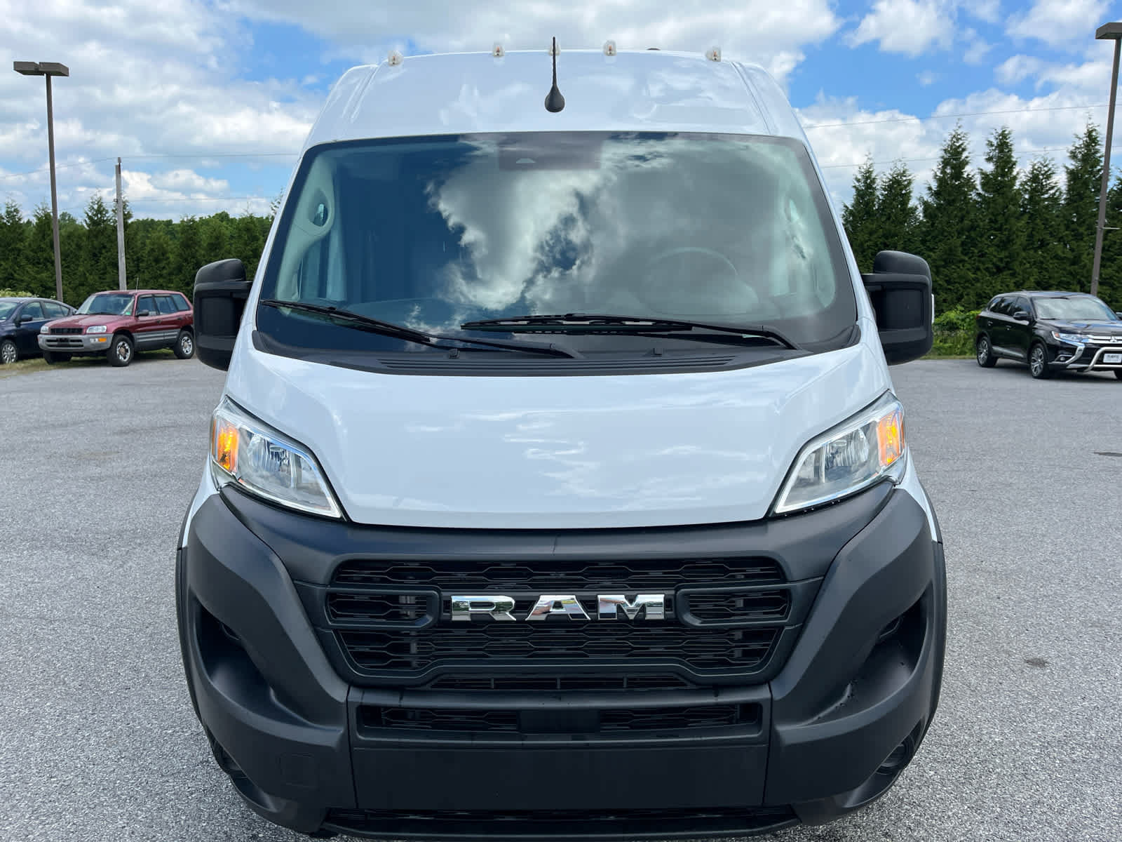 Used 2023 RAM ProMaster 2500 FWD image 8