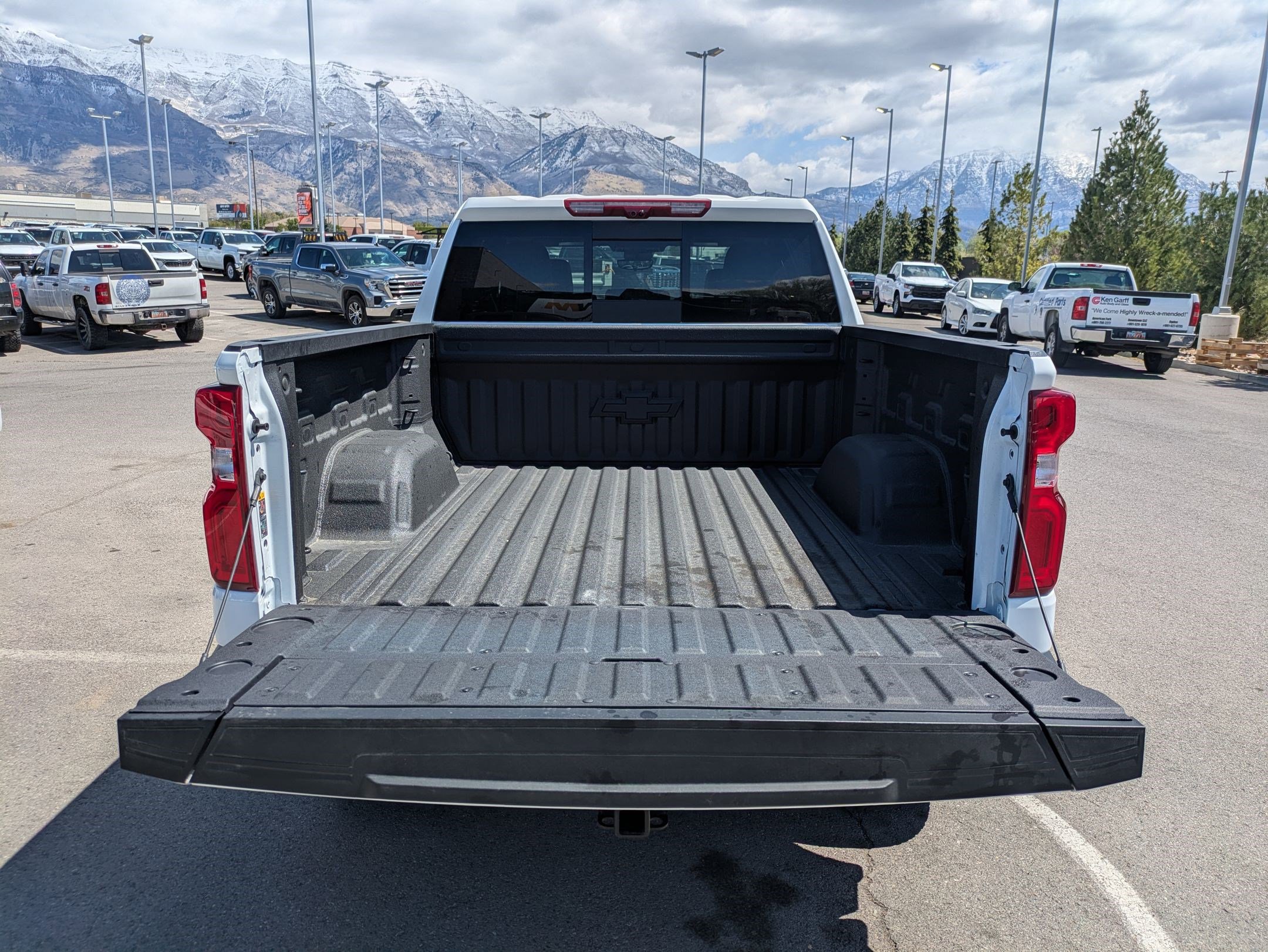 Used 2026 Chevrolet Silverado 1500 ZR2 AWD/4WD image 30