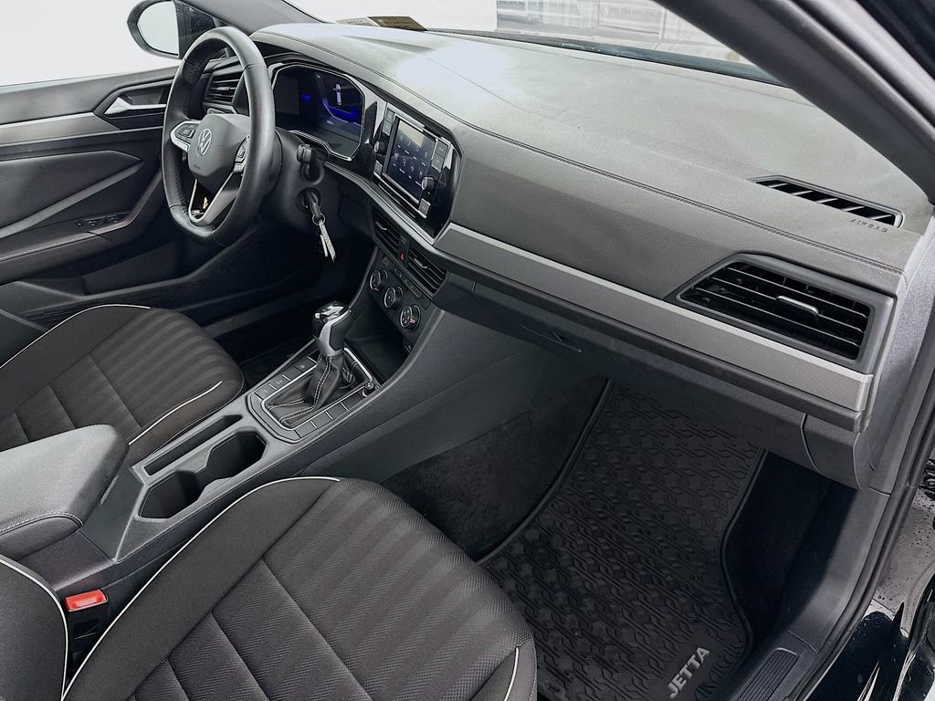 Used 2023 Volkswagen Jetta Sport FWD image 29