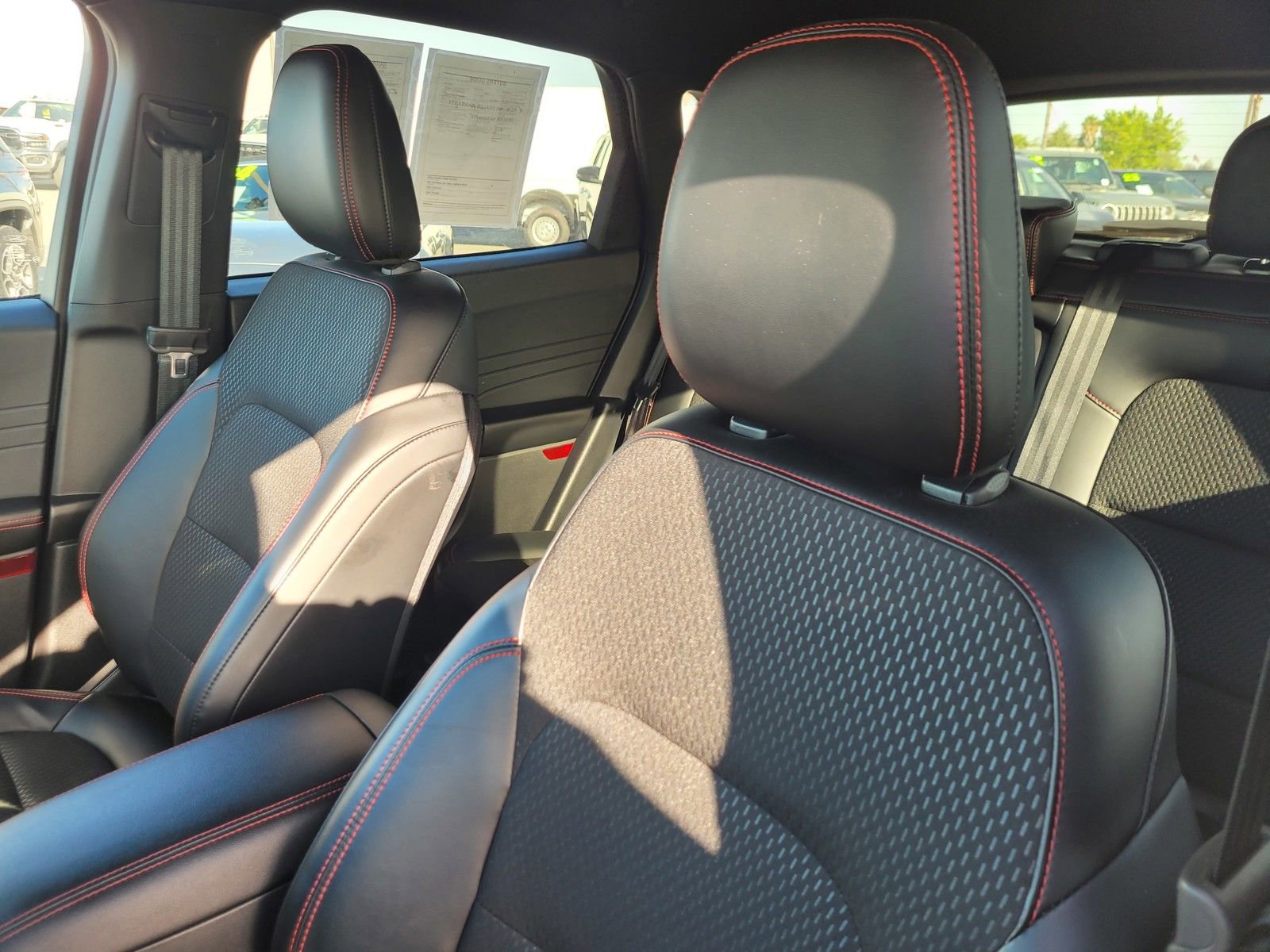 Used 2025 Ford Escape ST-Line image 14