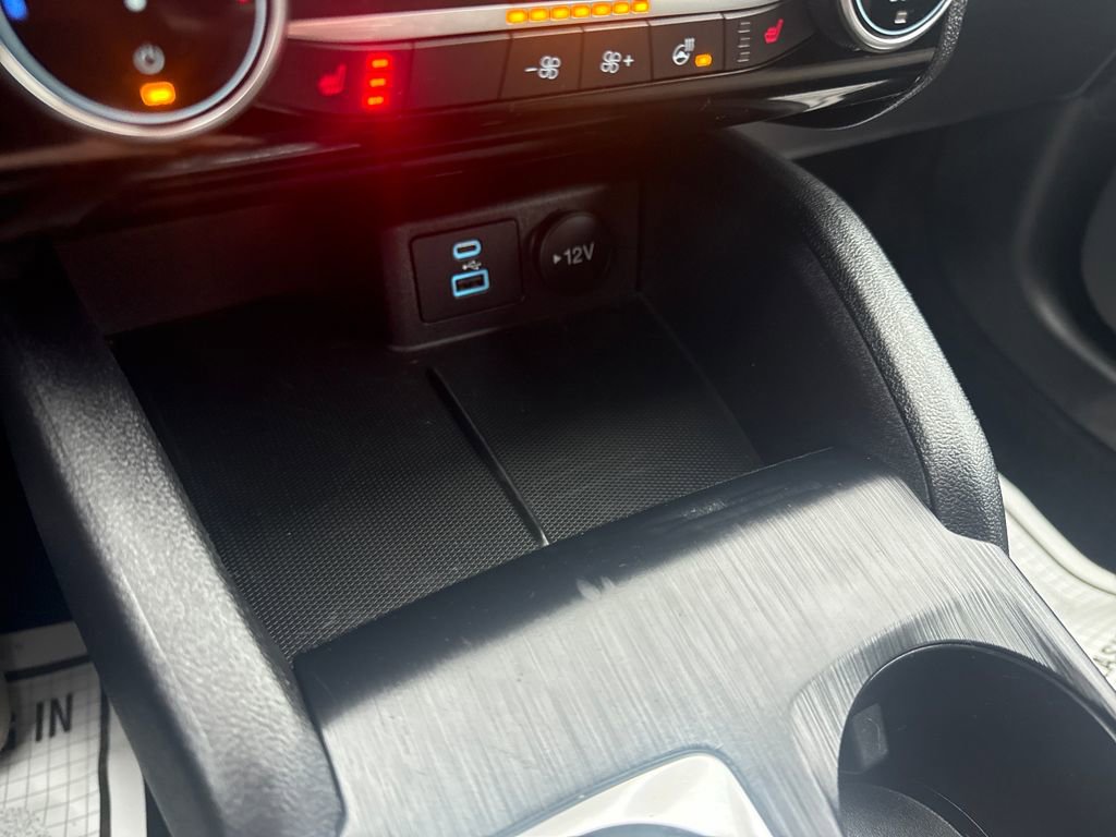 Used 2022 Ford Escape SE w/ Convenience Package image 35