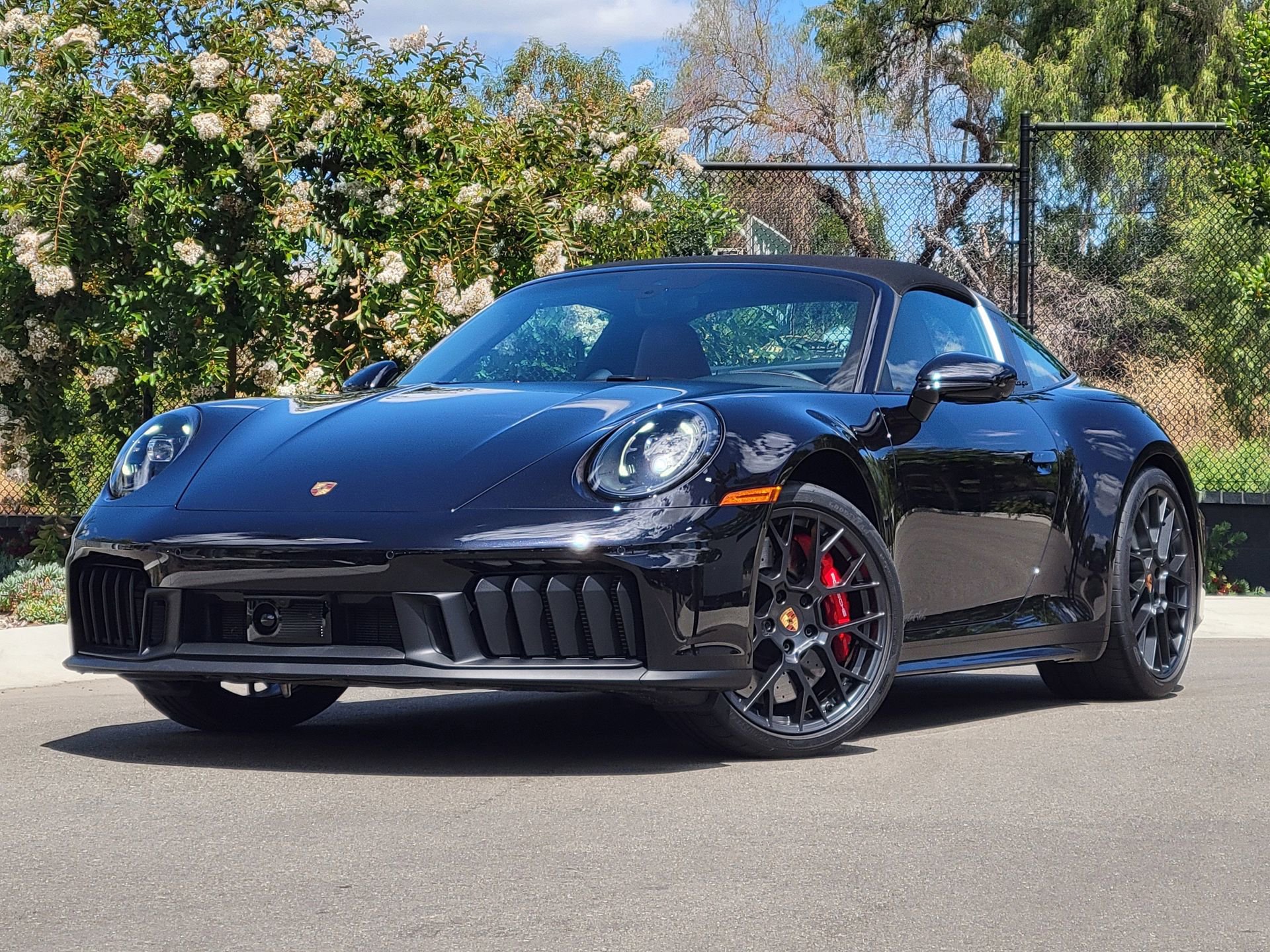 Used 2026 Porsche 911 Targa 4 GTS AWD/4WD image 1
