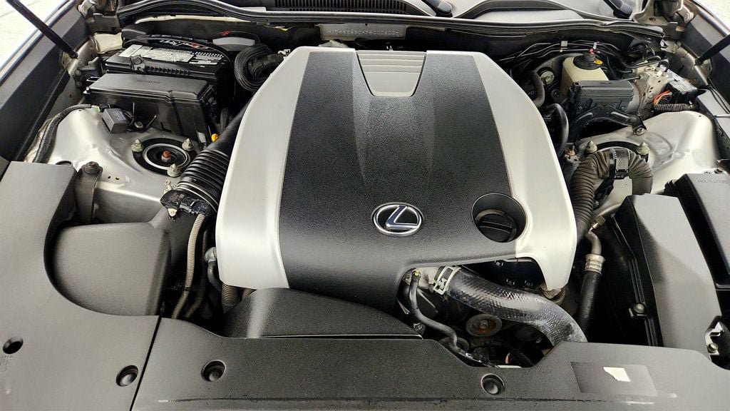 Used 2015 Lexus RC 350 AWD w/ Navigation System Package image 27