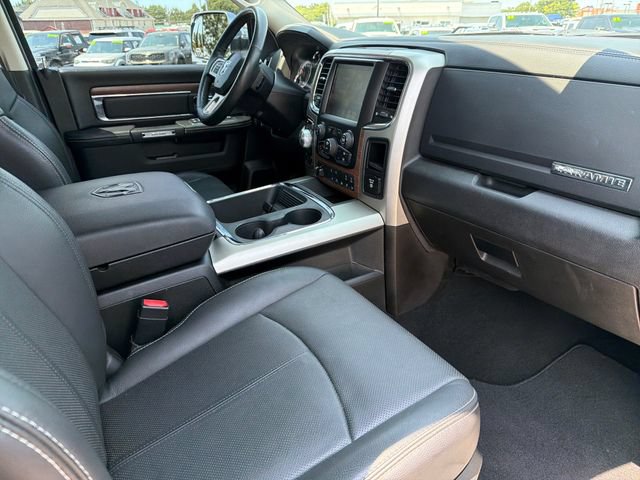 Used 2017 RAM 1500 Laramie w/ Convenience Group AWD/4WD image 24