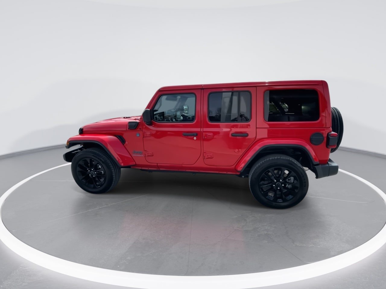 Used 2025 Jeep Wrangler Unlimited Sahara w/ Safety Group AWD/4WD image 11