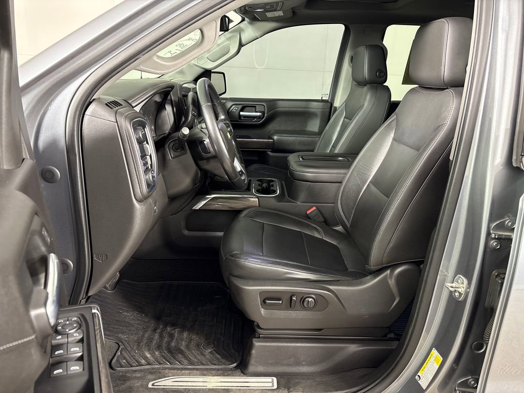 Used 2020 Chevrolet Silverado 1500 LTZ w/ LTZ Plus Package RWD image 22