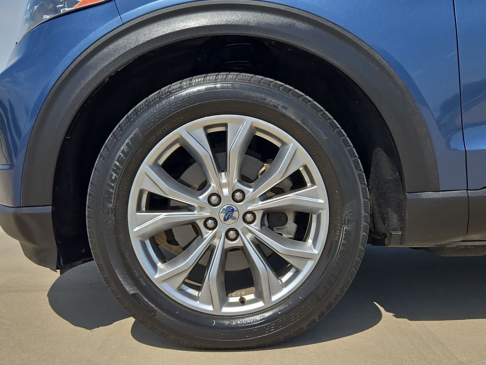 Used 2020 Ford Explorer XLT w/ Equipment Group 202A RWD image 13