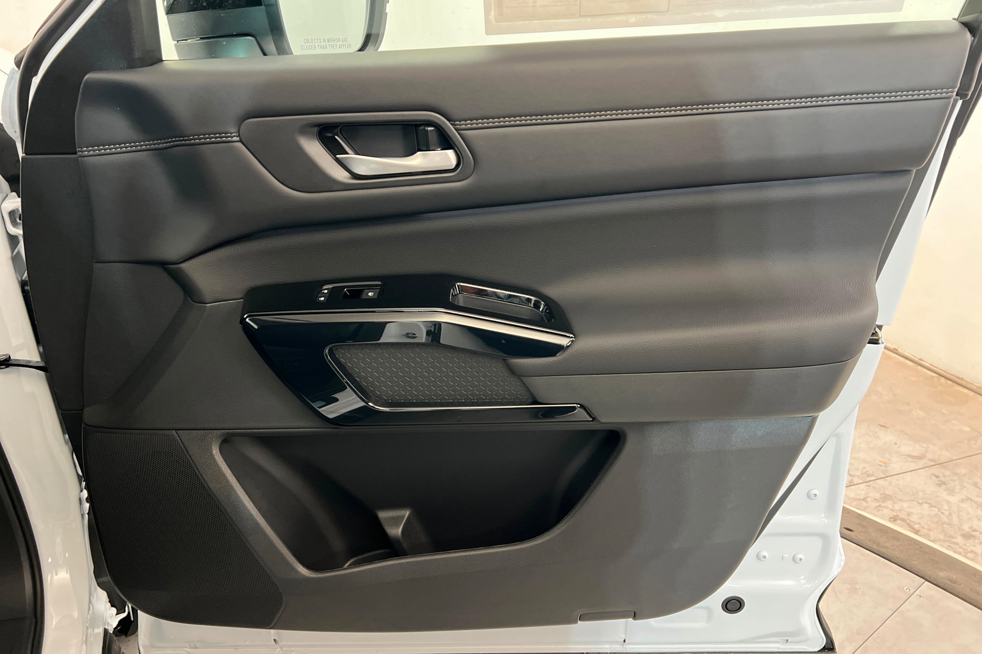 New 2026 Nissan Pathfinder Platinum image 24