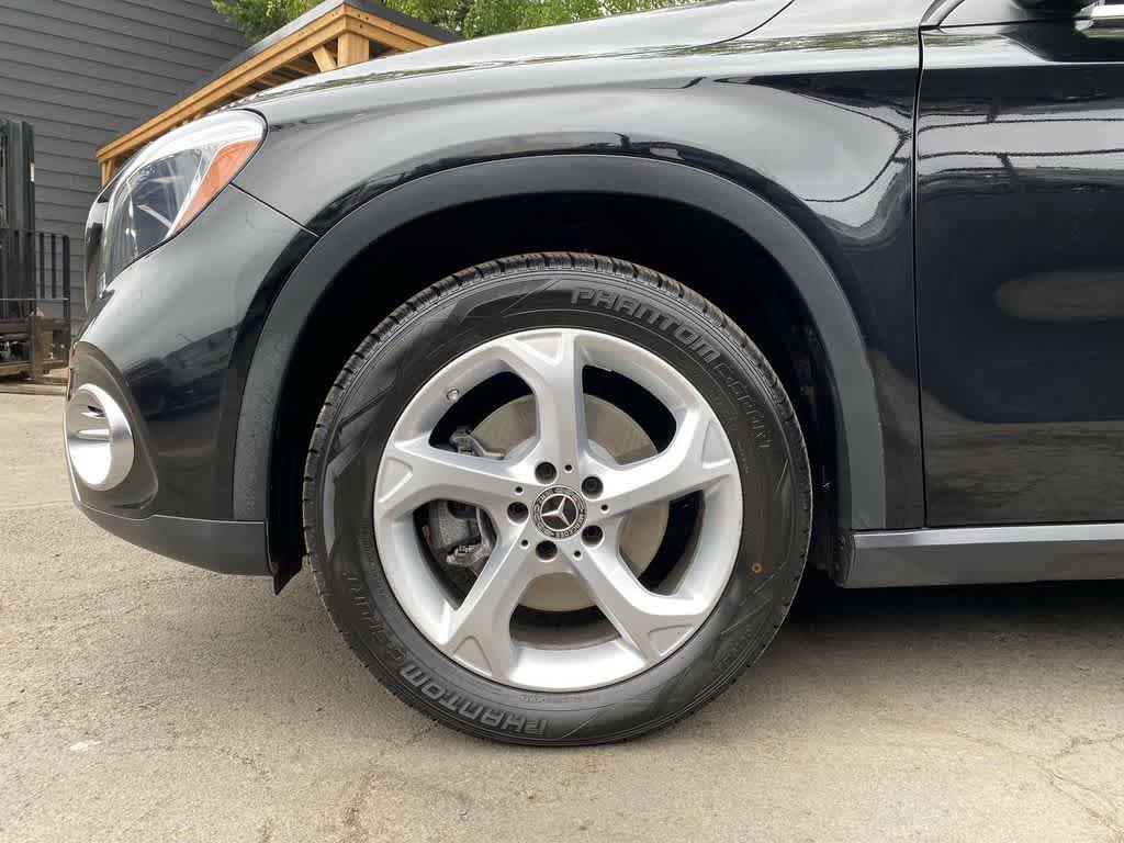 Used 2018 Mercedes-Benz GLA 250 4MATIC image 11