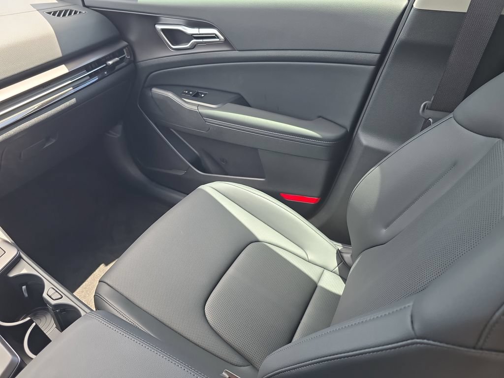 New 2026 Kia Sportage EX AWD/4WD image 16