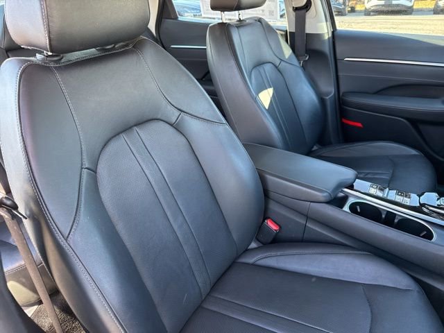 Used 2021 Hyundai Sonata Limited w/ Preferred Accessory Package image 24