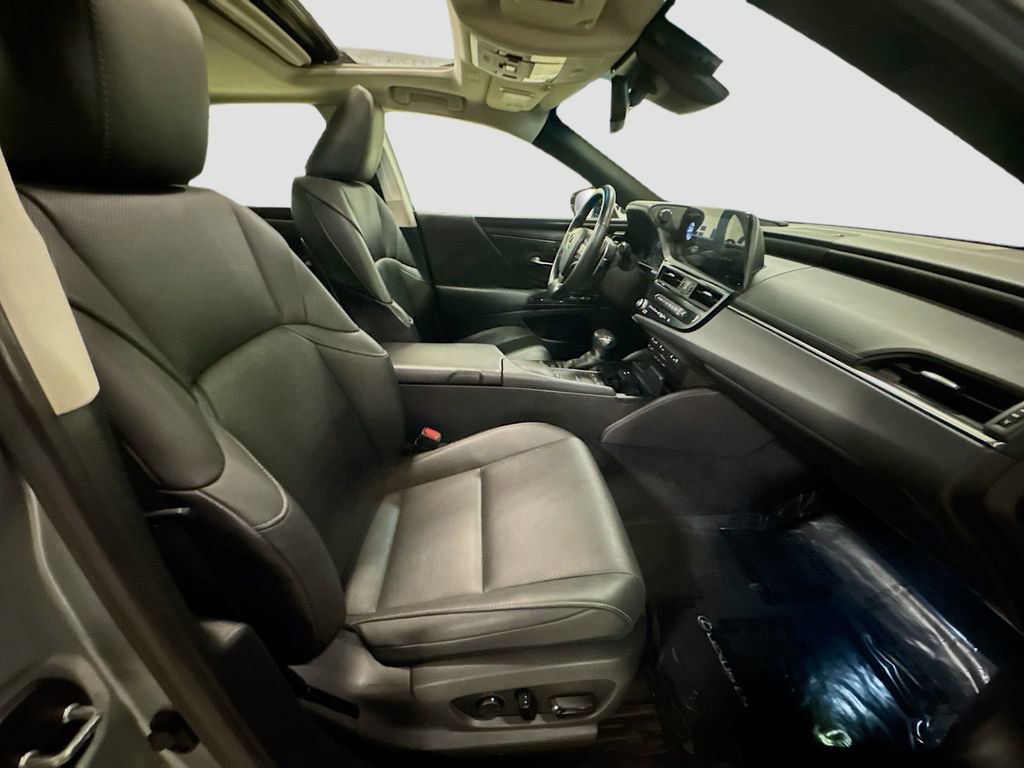 Used 2022 Lexus ES 350 w/ Premium Package image 37