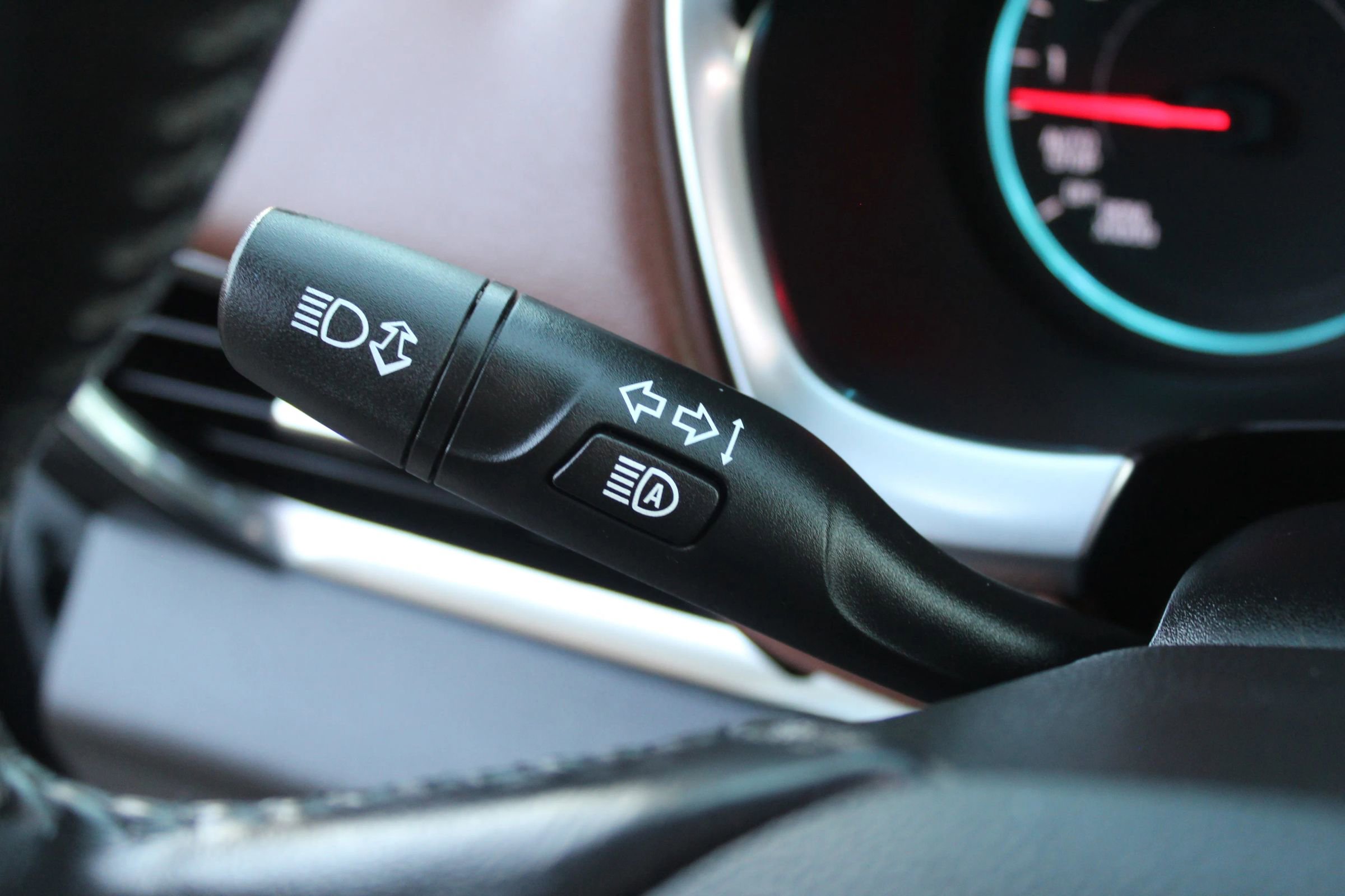 Used 2020 Chevrolet Traverse High Country image 29